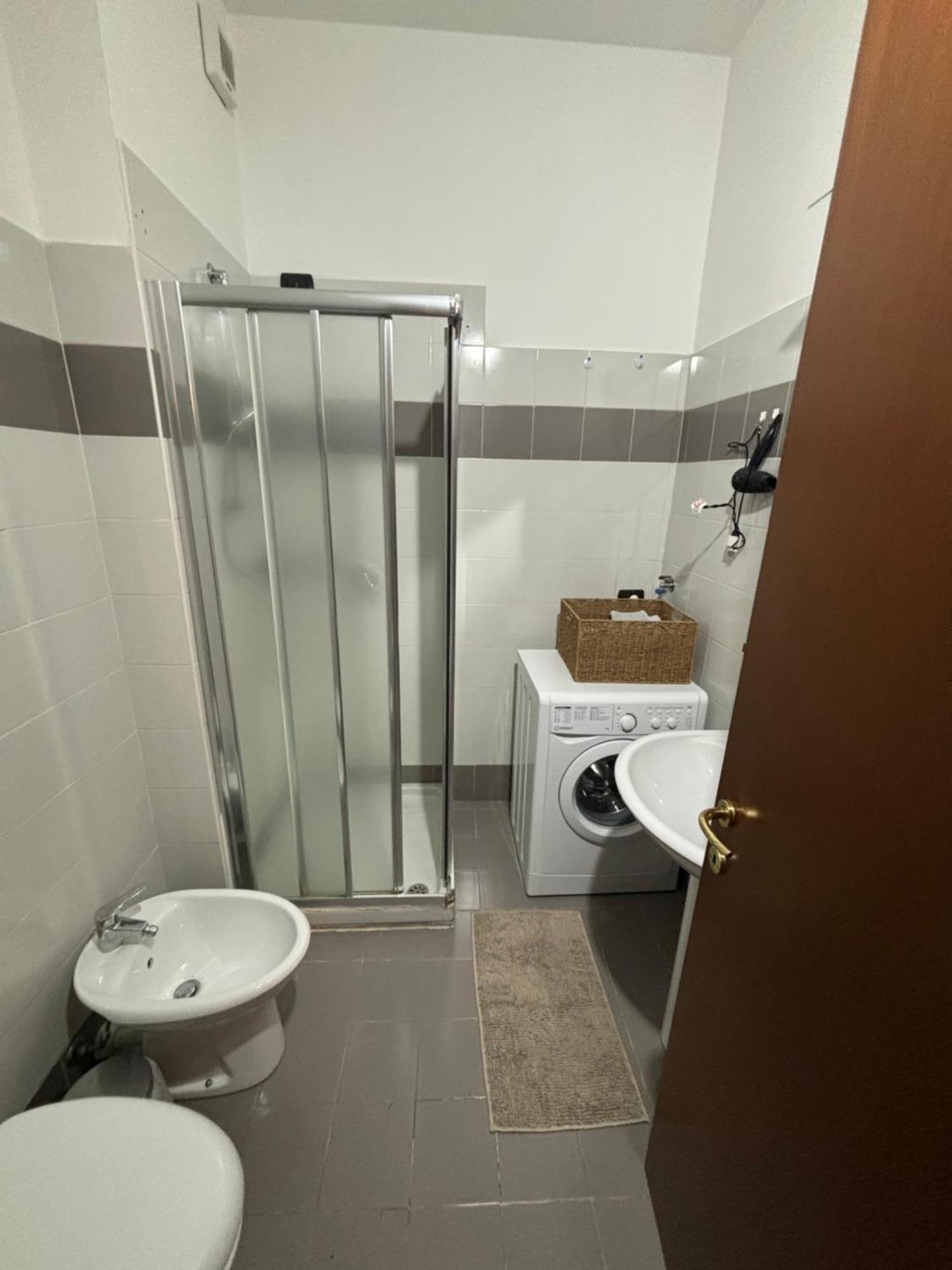 Ferienwohnung La Casa Di Ale Lecco Exterior foto